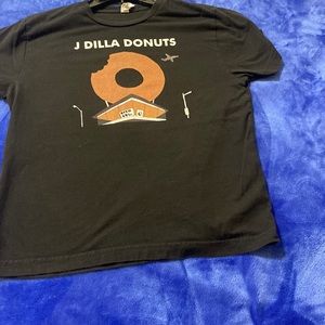 Kids jdilla shirt / kids size small fits ages 7-10